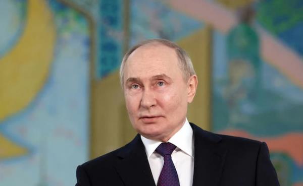 Western Arms Deliveries To Ukraine 'Very Dangerous Step': Putin